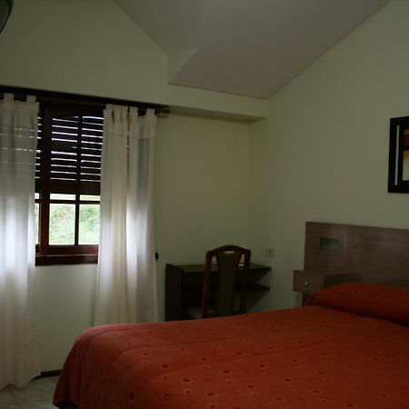 Hotel Eo Park San Clemente del Tuyú Buitenkant foto